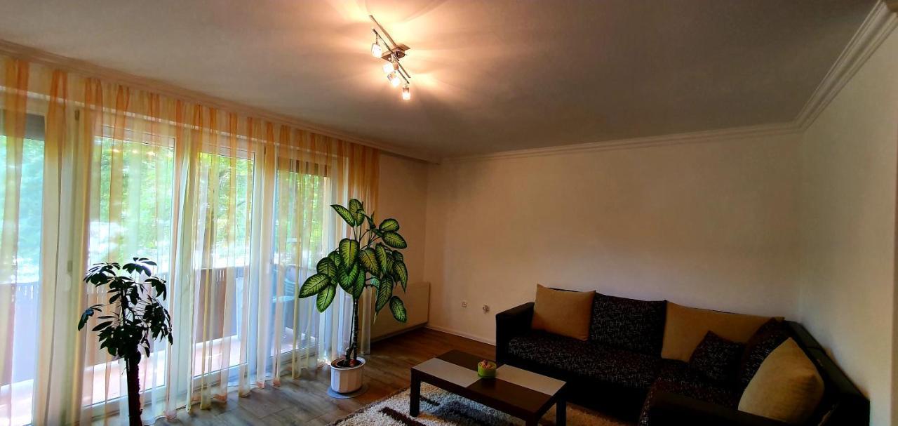 Bazsi Apartman Siófok Esterno foto