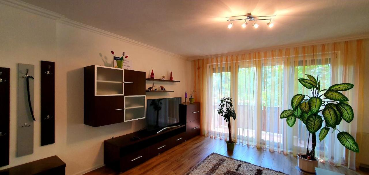 Bazsi Apartman Siófok Esterno foto