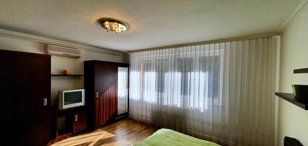 Bazsi Apartman Siófok Esterno foto